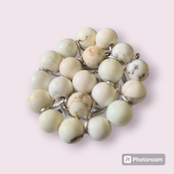 Bague Artisanale ajustable en Acier avec perles de Magnésite
