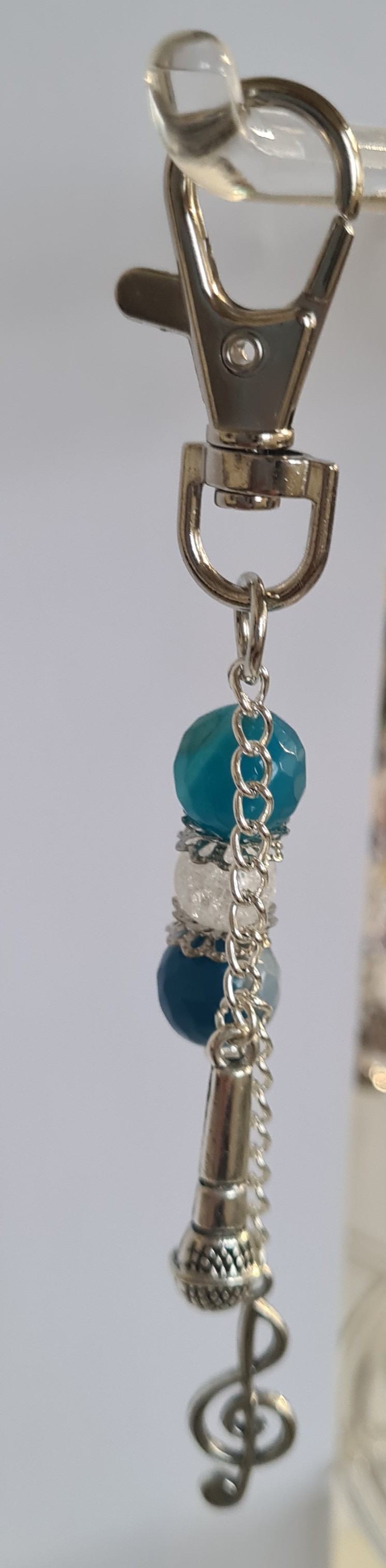 Bijoux de sac à mains perles pierres naturelles agate bleue, cristal de roche craquelé