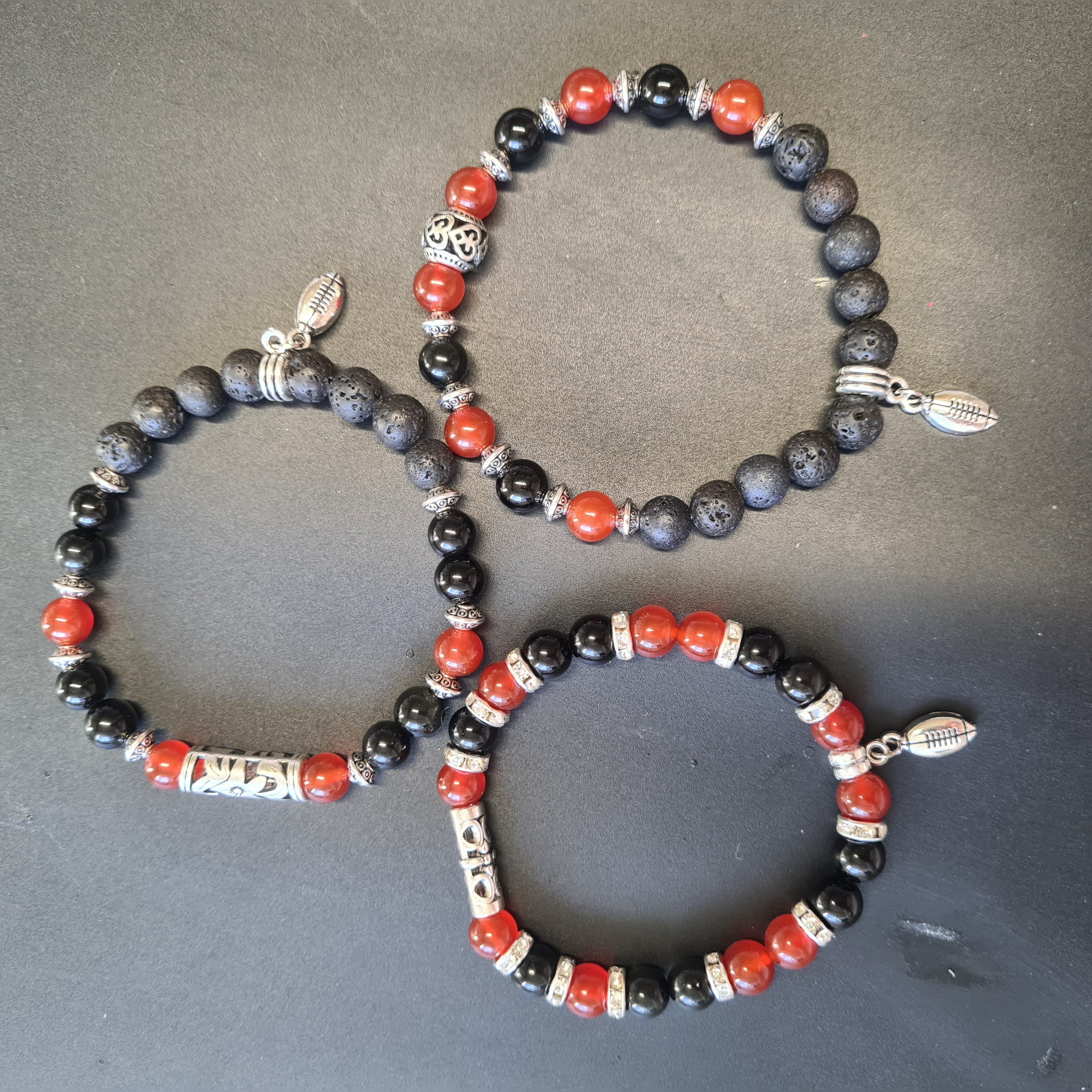 Bracelet aux couleurs de votre club sportif préféréré